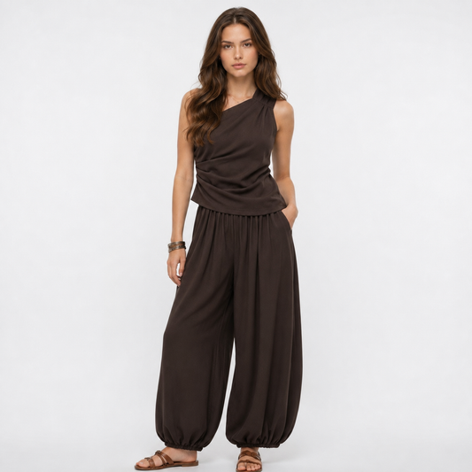 Conjunto Asimétrico de Mujer con Pantalón Amplio