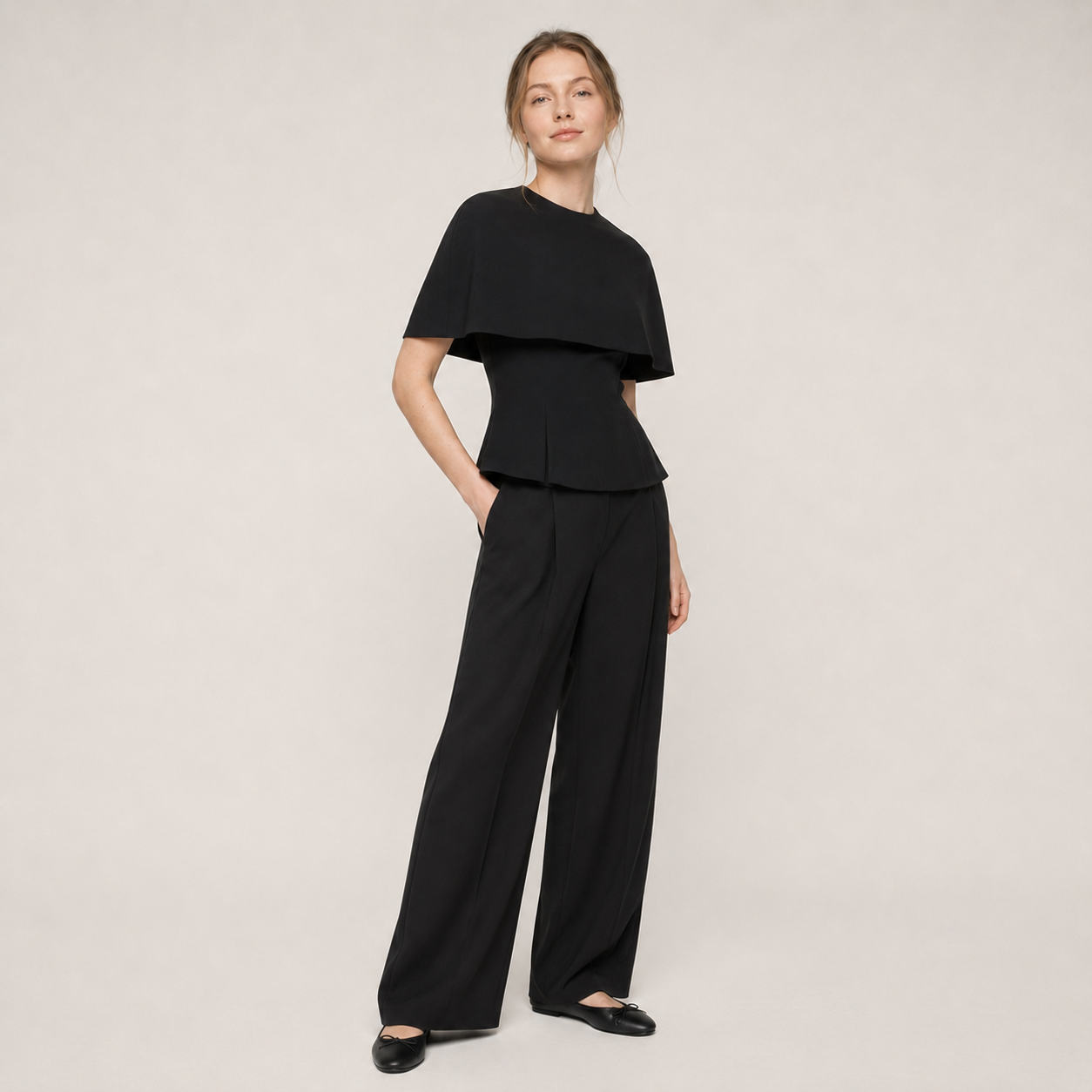 Blusa Capa Elegante para Mujer con Corte Estructurado