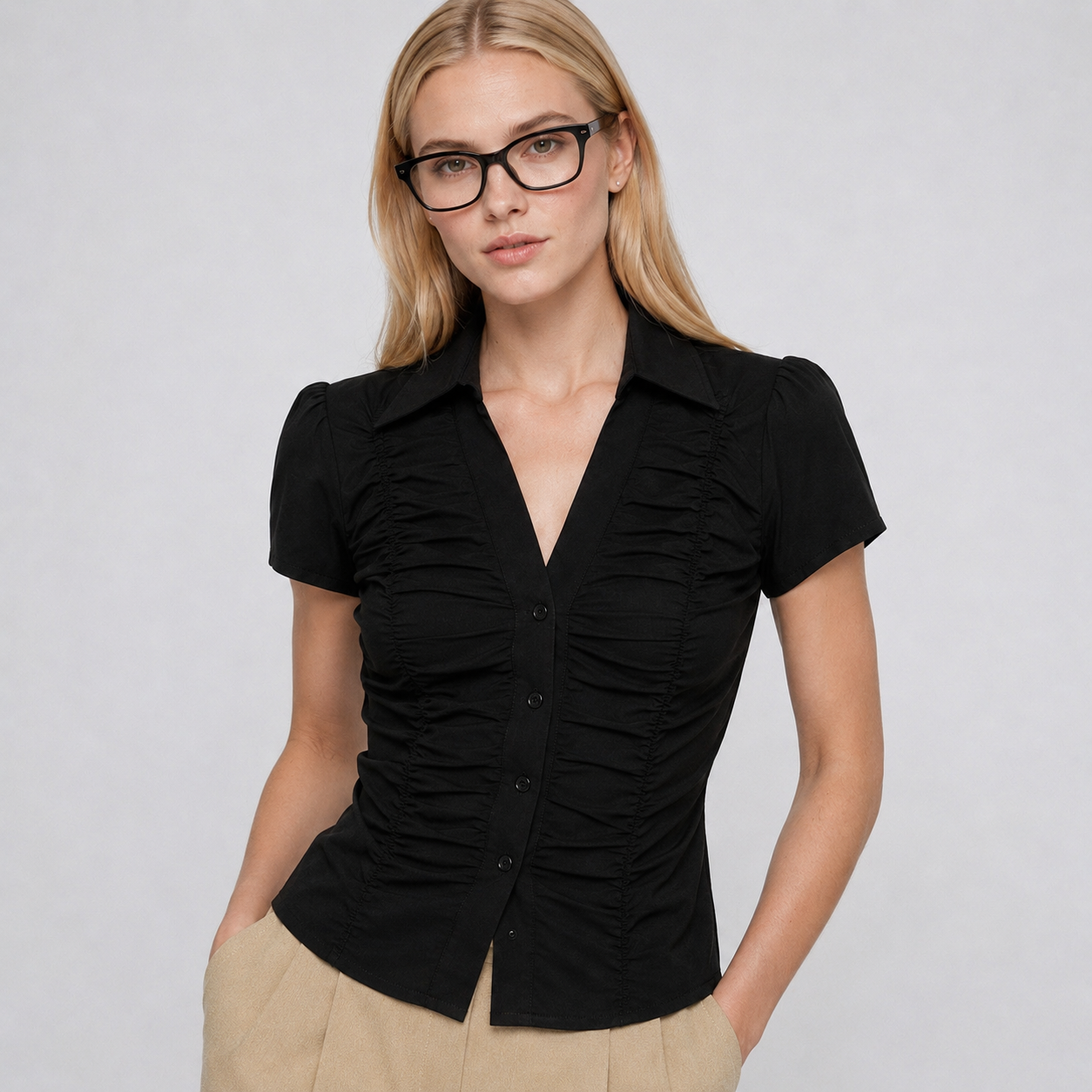 Blusa Negra Fruncida de Manga Corta para Mujer