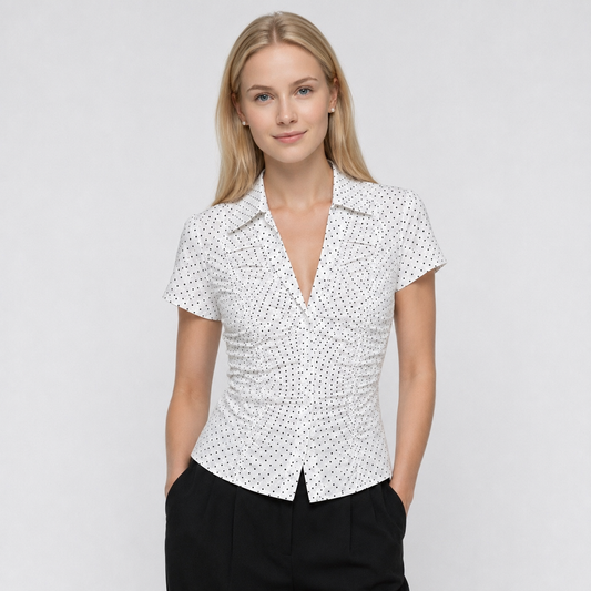 Blusa Blanca de Puntos para Mujer con Diseño Fruncido