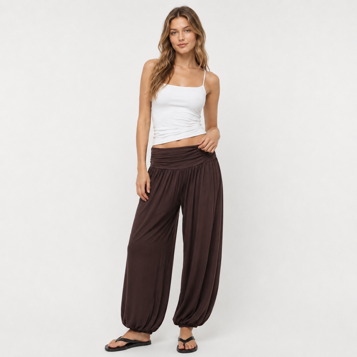 Pantalón Fluido de Mujer con Cintura Drapeada y Silueta amplia en Tendencia