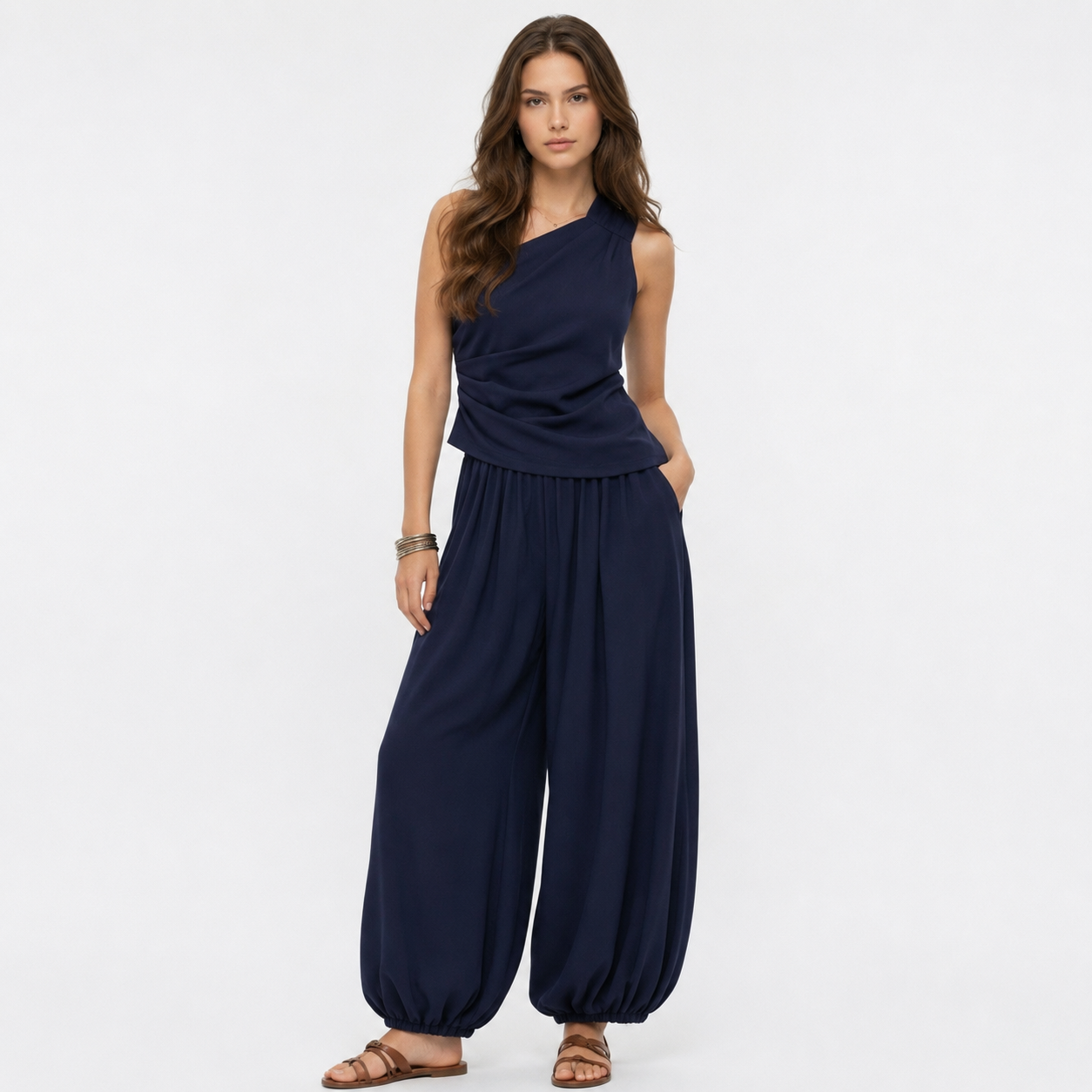 Conjunto Asimétrico de Mujer con Pantalón Amplio
